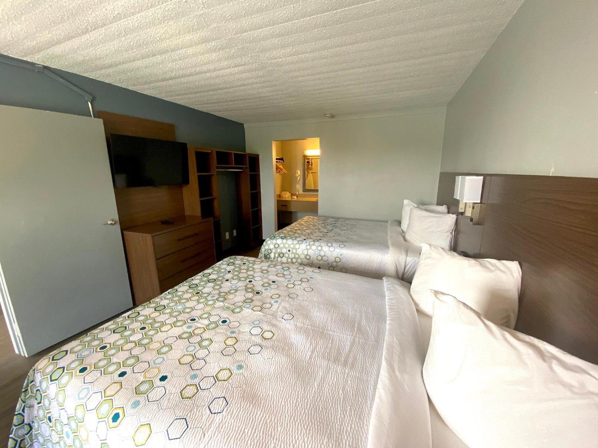 Hometowne Studios By Red Roof Vero Beach - I-95 Extérieur photo